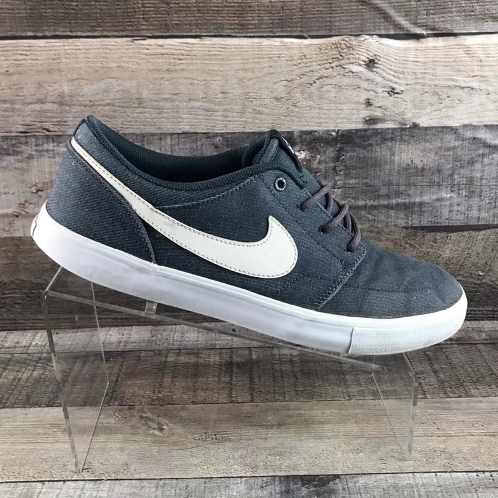 Nike SB